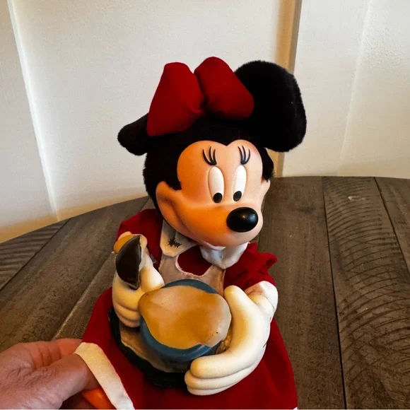 Vintage 90s Disney Santa’s Best EZ Light Minnie Mouse Chef 11" Animated Ornament - Picture 2 of 9